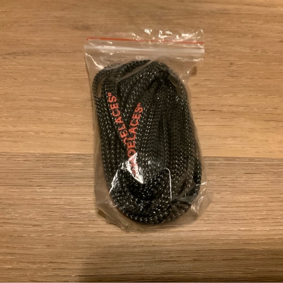 Off-White Air Force 1 “The Ten” - Size 9.5 - Picture 9 of 11